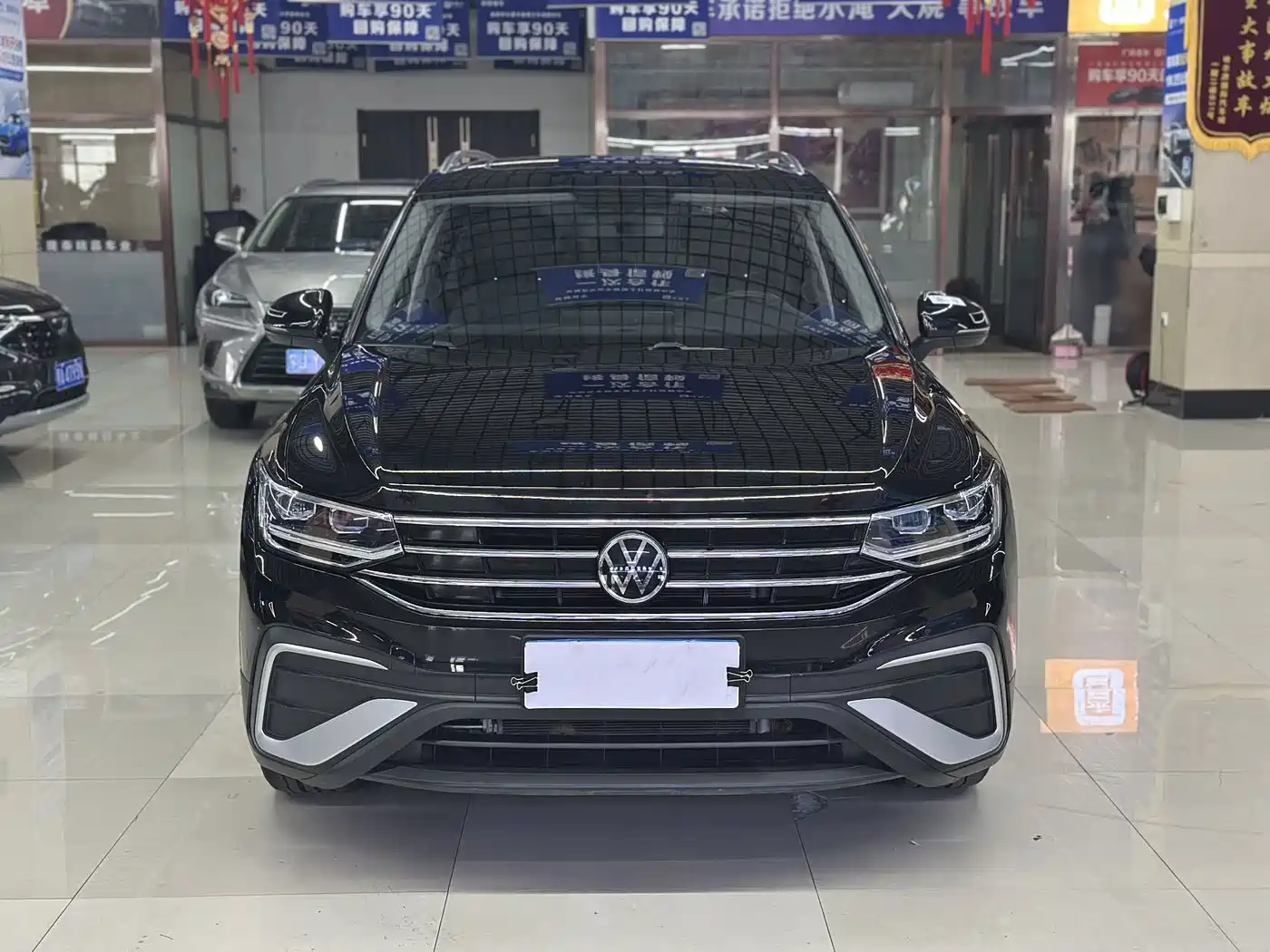 Volkswagen Tiguan L