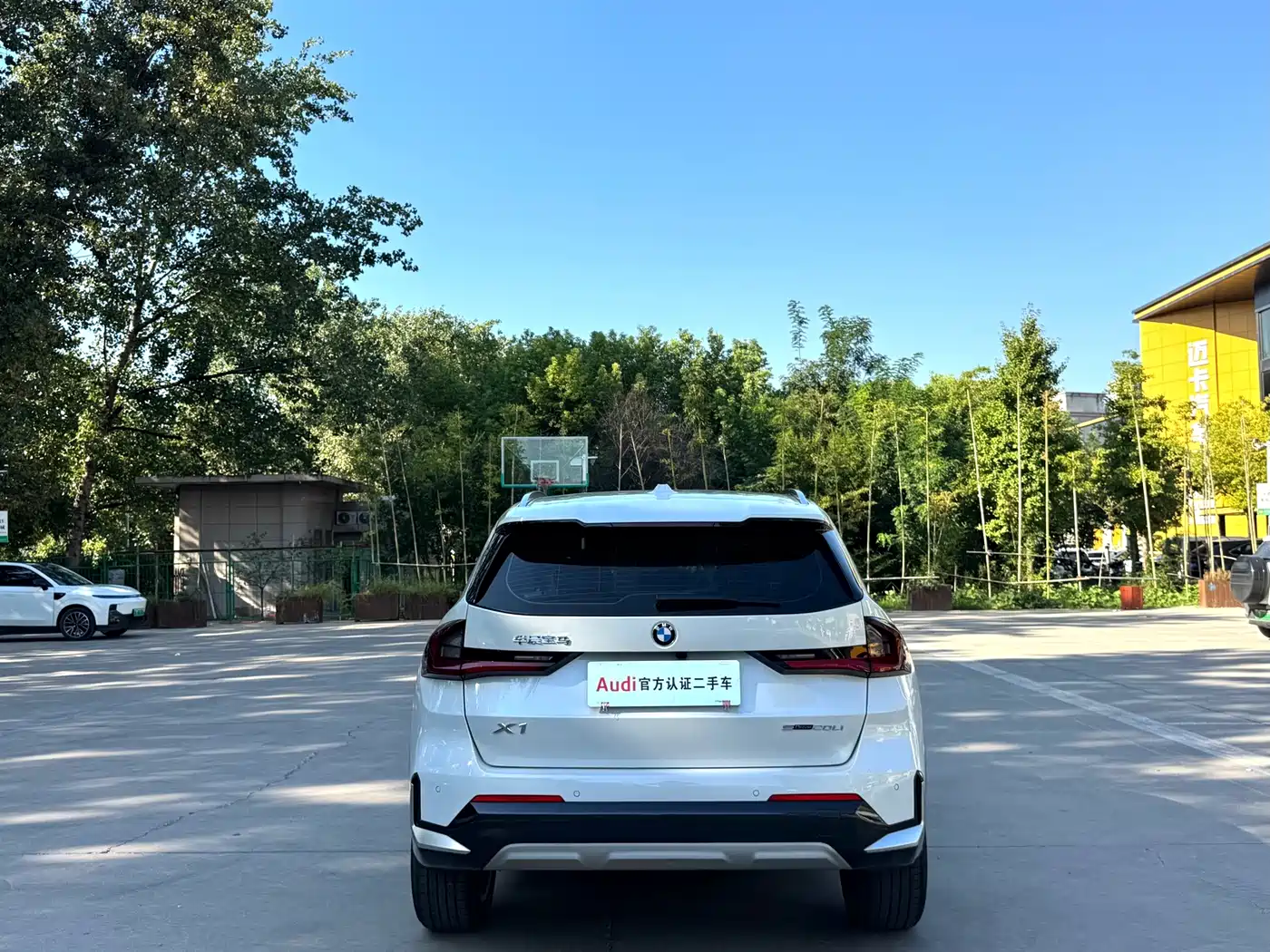 BMW X1
