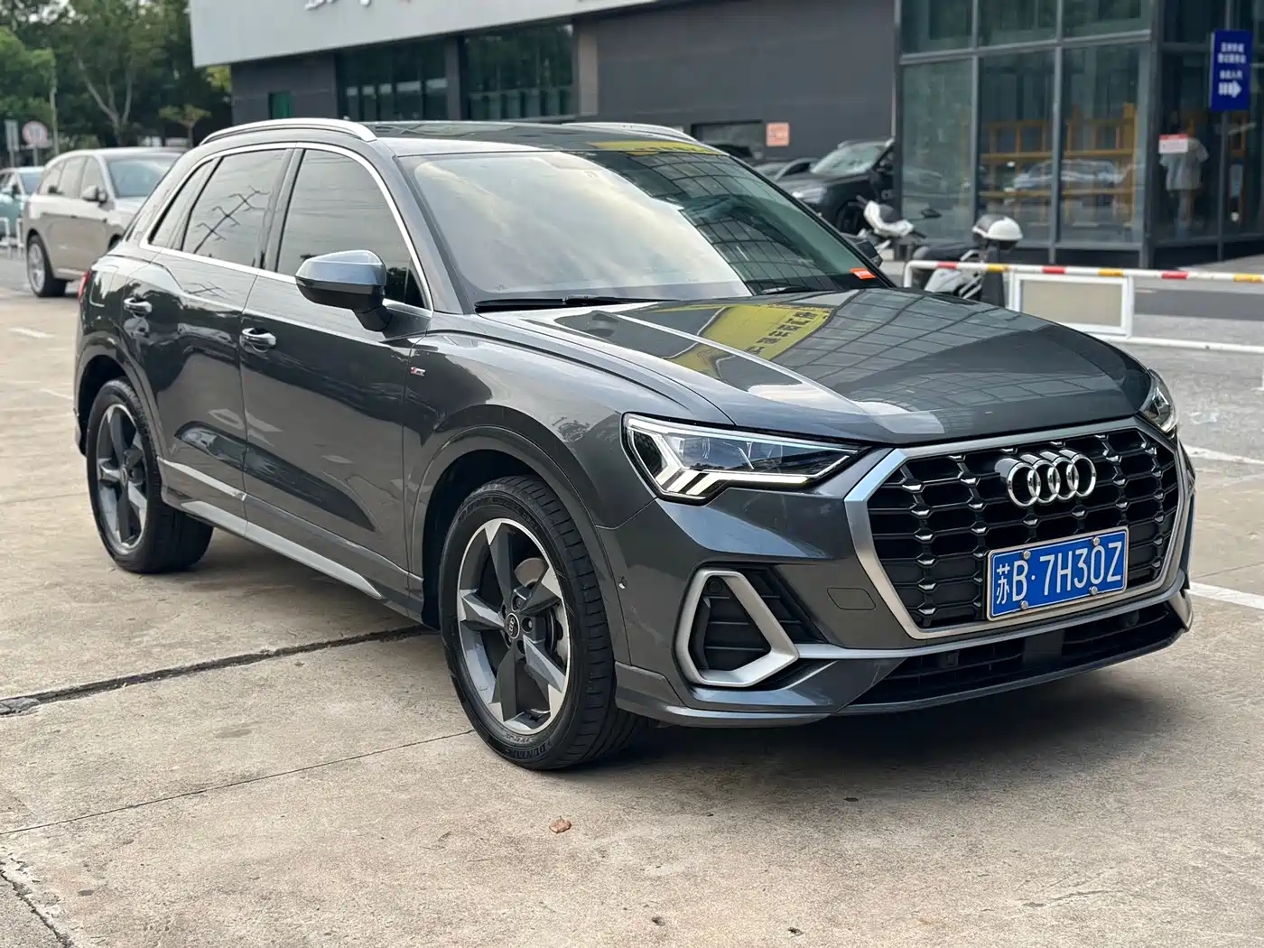 Audi Q3
