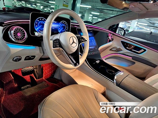 Mercedes-Benz EQS