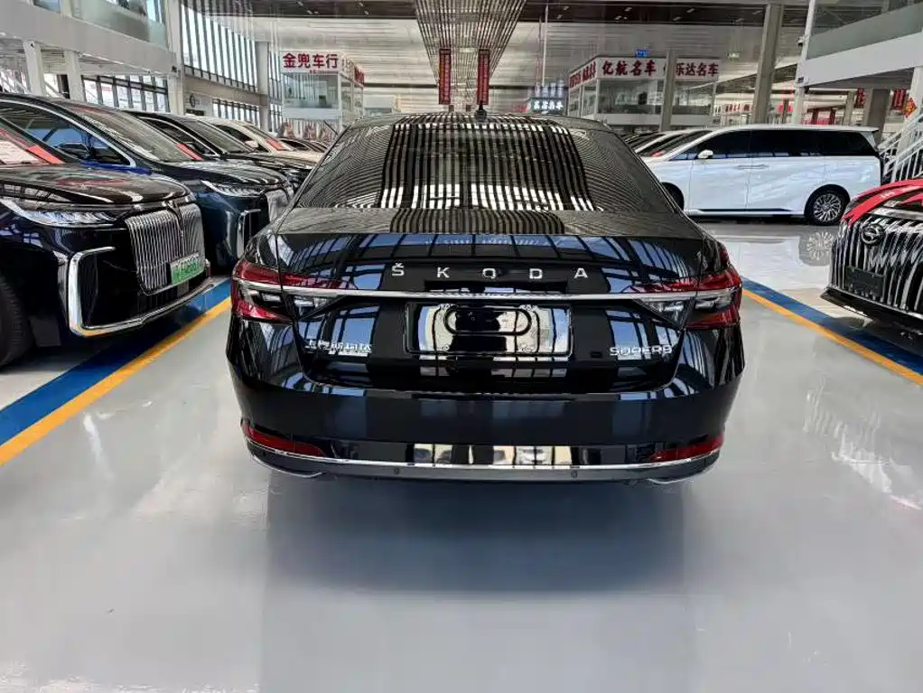 Skoda Superb