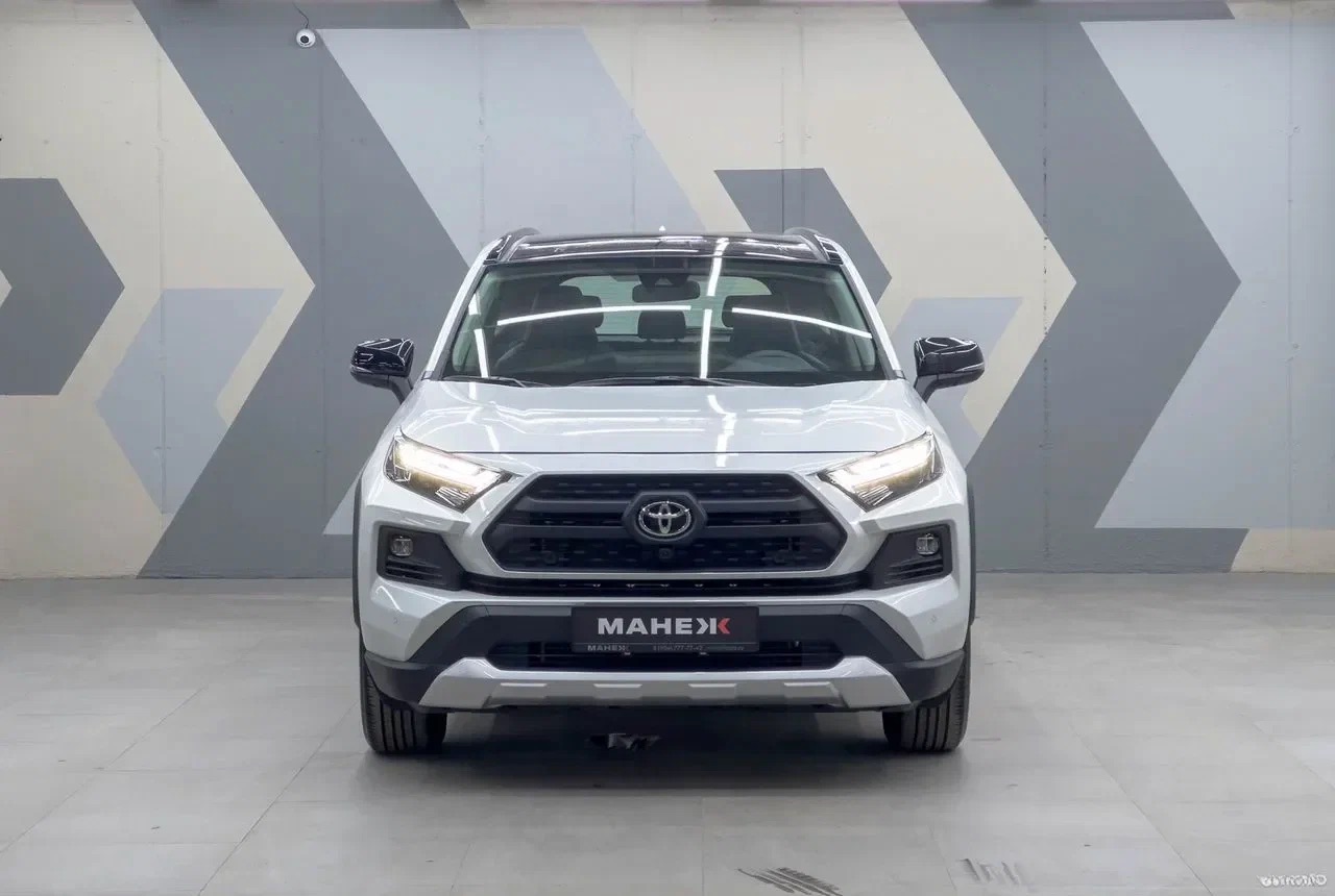 Toyota RAV4 (XA50)