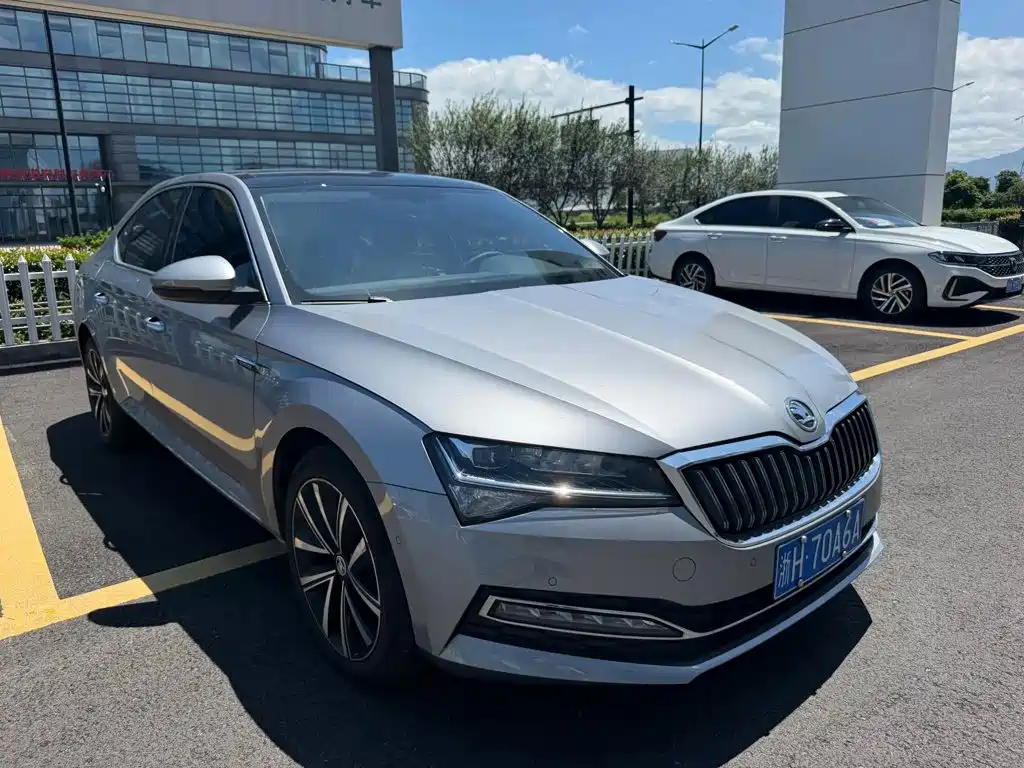 Skoda Superb