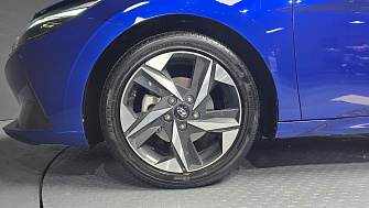 Hyundai Avante 1.6