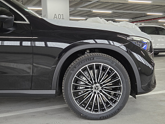 Mercedes-Benz GLC-Class GLC300 4MATIC AMG Line